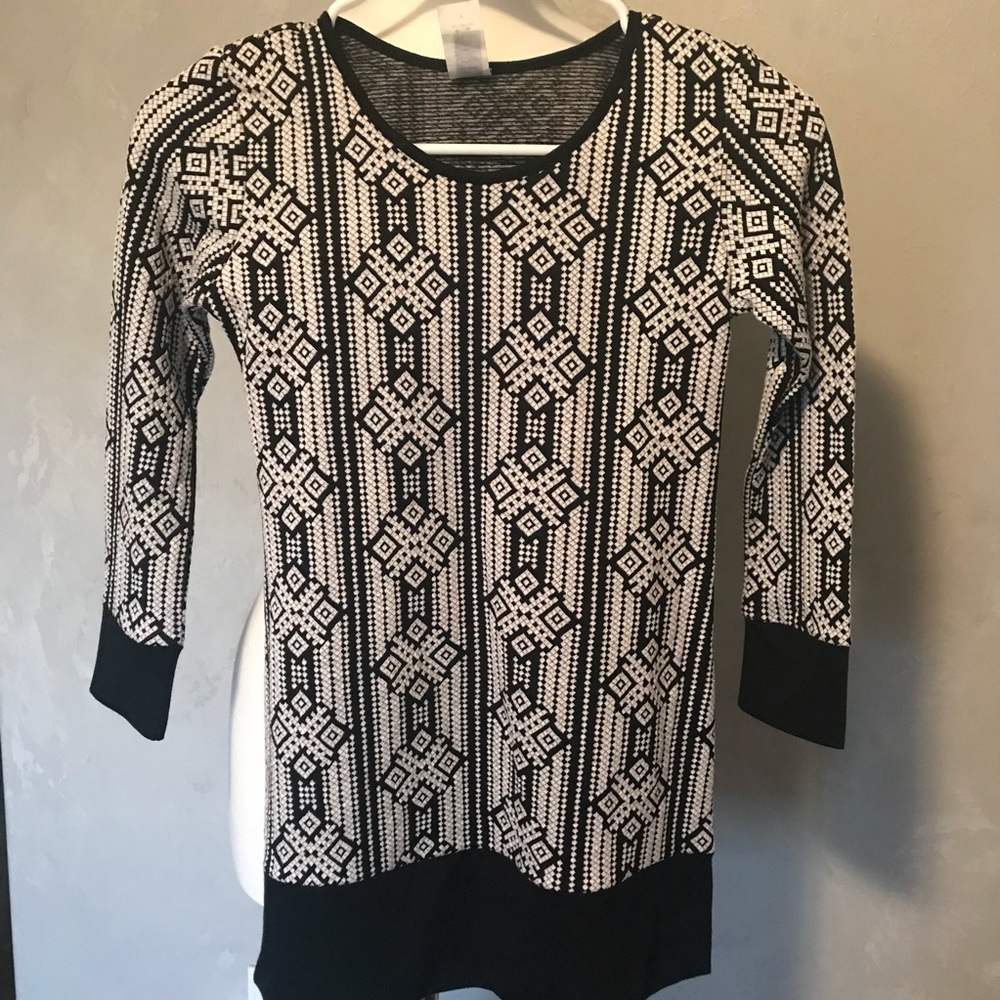 Little Girls Tunic Top or a Dress.